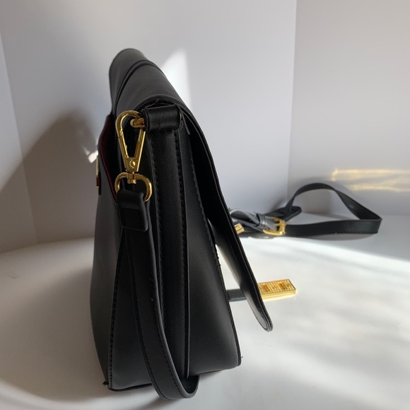 Adrienne Vittadini Crossbody Handbag Black Leather Purse 30182 - Picture 6 of 12